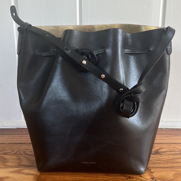 SOLD❤️ MANSUR GAVRIEL Large Leather Bucket Bag Black Gold w/ Wristlet Pouch - Picture 5 of 14
